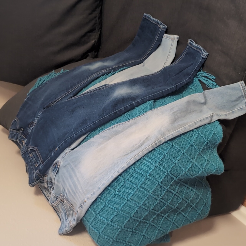 Jeans bundle size 2 junior girls